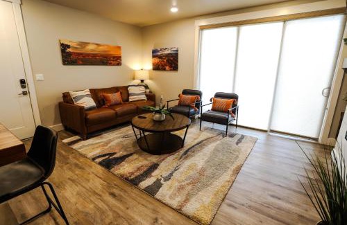 Moab South Valley Casa | Sage Creek E3 in Moab with Private Hot Tub and Community Pool