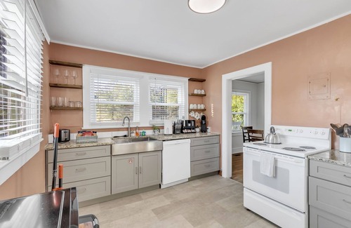 Parker Casa | Sage Submarine- Pet Friendly Home 2 mi to Downtown