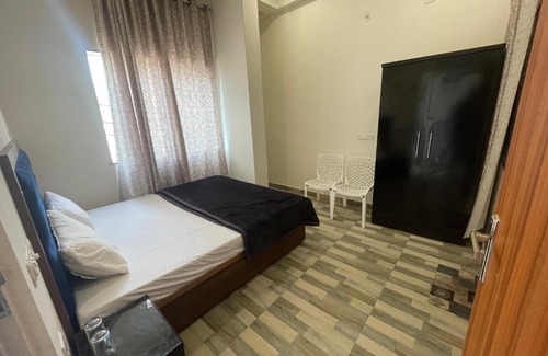 Mahmoorganj Casa | SAI GUEST HOUSE BANARAS RAILWAY STATION 2km from KASHI VISHWANATH