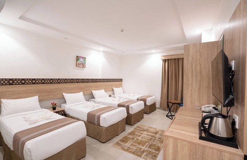 Al Aziziyah Hotel | Saif Plus 1