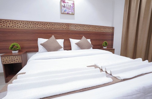 Al Aziziyah Hotel | Saif plus