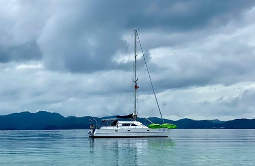Coron Town Proper Alquiler De Eote | Sailboat in Coron Palawan