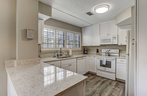 Amelia City Condominio | Sailmaker Gated Complex: Near Pool & Beach