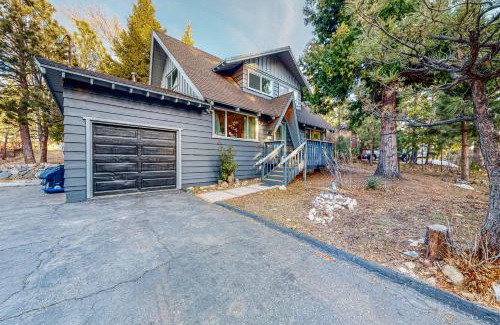 Lake Arrowhead Casa | Saint Bernard Beauty