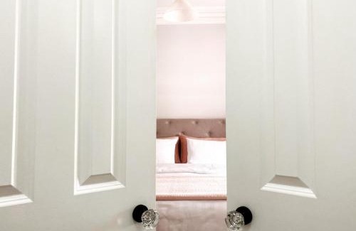 Geelong West Casa | Saint Brides - Steps to Pako