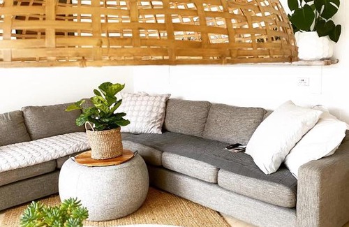 Geelong West Casa | Saint Brides - Superior Boutique Accomodation - STEPS TO PAKINGTON STREET