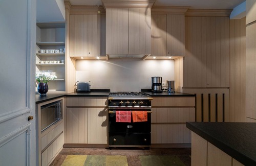 Odeon Apartamento | 2BR 2BA Saint Germain (rue de Tournon) Ver Luxury Ac !!!