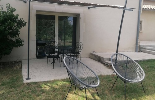 Saint-Marcel-d'Aredeche Apartamento | Saint Marcel d' Ardèche Appartement de 70m2