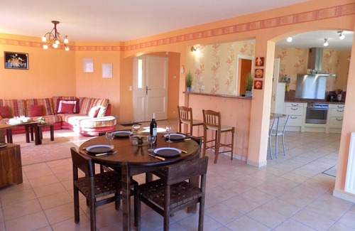 Saint-Palais-sur-Mer Casa | Saint Palais sur Mer - BEAUTIFUL HOUSE close to the MARKET