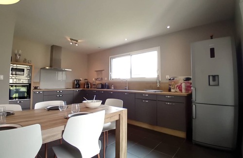Saint-Palais-sur-Mer Casa | Saint Palais sur Mer - HOUSE WITH ALL COMFORT - WIFI - quiet area