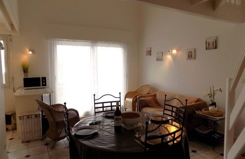 Saint-Palais-sur-Mer Apartamento | Saint Palais sur Mer - NICE APARTMENT 5 min walk to the BEACH of the BUREAU