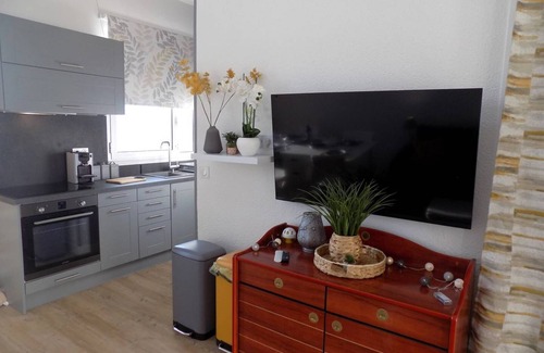 Saint-Palais-sur-Mer Apartamento | Saint Palais sur Mer - SUPERB INFINITELY RARE APARTMENT - LE PHALENE