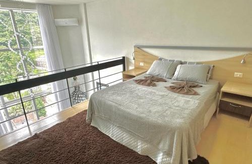 Czerniewicz Casa | Saint Sebastian Flat 603- Com Hidro! até 3 pessoas, Duplex, no centro
