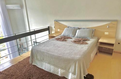 Czerniewicz Casa | Saint Sebastian Flat 603- Com Hidro! até 3 pessoas, Duplex, no centro