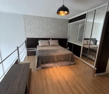 Czerniewicz Casa | Saint Sebastian Flat 515 - Com Hidro! até 3 pessoas, Duplex, no centro