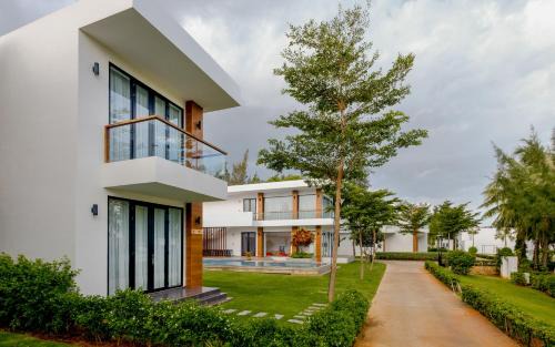 Long Hai Complejo | Saint Simeon Beach Residence