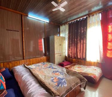 Old Manali Complejo | SAIRRA - Hotel & Restaurant