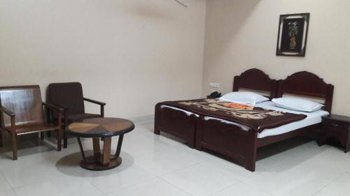 Kannur Cabina | Saj Rest' inn