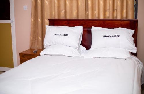 Dodoma Cabina | Sajaca Lodge