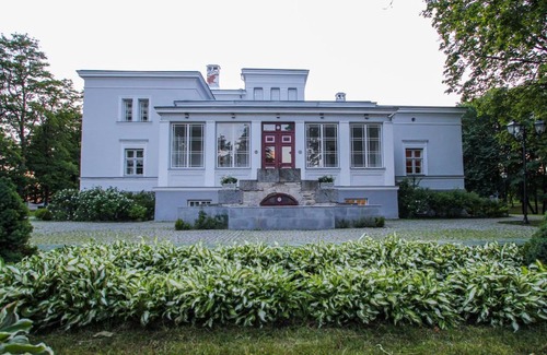 Toila Hotel | Saka Manor