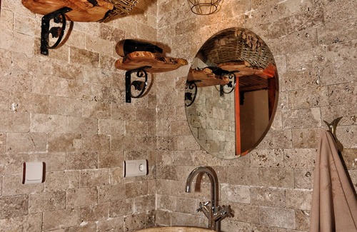 Karaburun Hotel | Saklı Konak