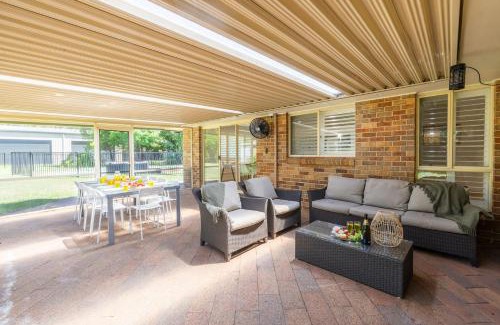 Salamander Bay Casa | Salamander Sanctuary, 204 Salamander Way - pool, pets, linen, aircon, Wi-Fi