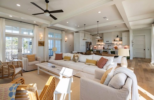 Gulf Trace Casa | "Pelican Trace"~New Lux Build~Gulf/Park Views~Private Pool~Beach Gear~Gulf Trace