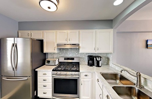 Carpinteria Cabaña | ★SALE★3BD2BA Carpinteria ★Walk to Downtown & Beach