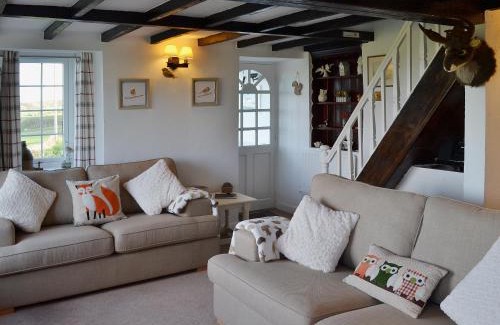 Cylch-Y-Garn Casa | Salem Fach - Hw7587