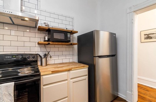 Salem Apartamento | Salem Historic Downtown 3BRM/2BATH