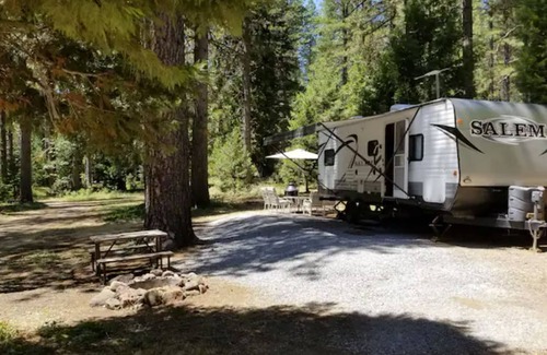 Shingletown Casa | Salem RV with a Lake and Creek, 15 mi to Lassen NP