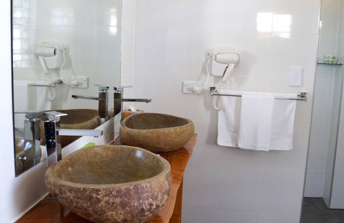 Matatufu Complejo | Saletoga Sands Resorts