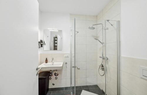 Bayreuth Apartamento | Sali Homes R3 - Cozy Retreat by Roter Main River