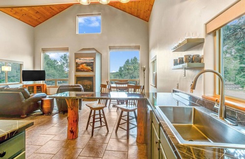 Salida Casa | Salida Cabin Rentals Close to Monarch Mountain and Hot Springs