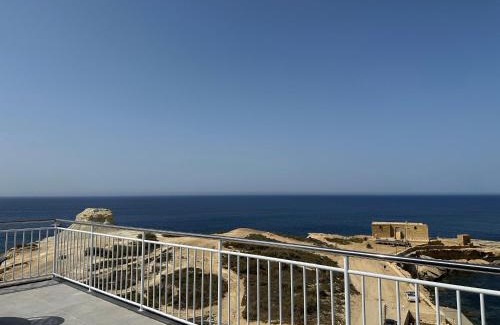 Marsalforn Apartamento | Salini Suites