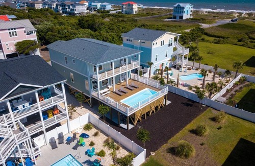 Yaupon Beach Casa | Sally's Sandcastle
