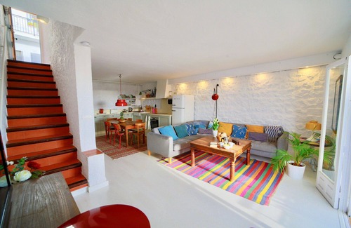 Salobrena Casa | Duplex Casco Antiguo Salobreña Impecable, Espacioso, Acogedor, Sereno, WiFi + AA