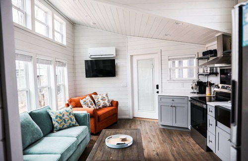 Dover Casa | Salt and Pepper at In The Pines Pr6264