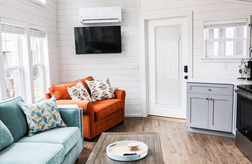 Dover Casa | Salt and Pepper at In The Pines Pr6264