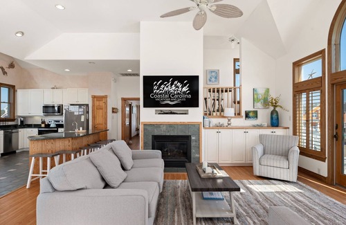 Buck Island Casa | Salt and Soul Cottage: Private Pool, Hot Tub, Community Pool, Close to Beach!