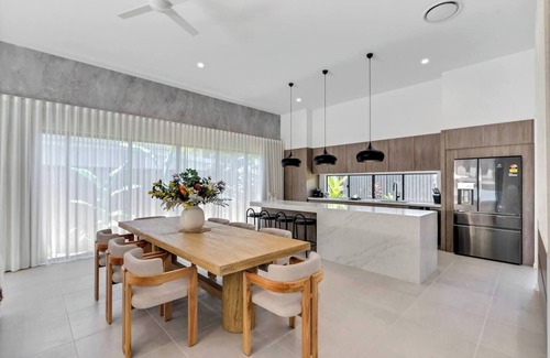 Clifton Beach Casa | Salt Beachfront Luxe with Private Pool