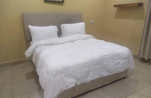 Oyster Bay Hotel | Hathi Chai Inn
