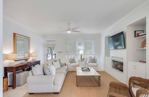 White's Gulfview Casa | Salt House - Golf Cart- 4 Bikes- Dog Friendly