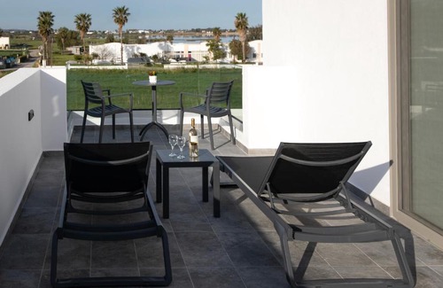 Tingaki Apartamento | Salt lake view houses