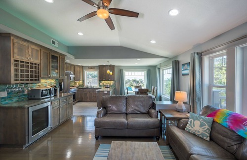 Pacific City Casa | Salt Lyfe Modern 2 Bedroom - 2 min Walk To Beach