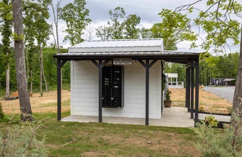 Dover Casa | Salt Shack at In The Pines Pr6265