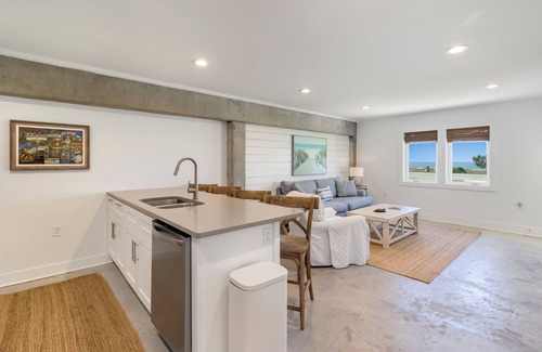 Port St. Joe Casa | "Salt Therapy" offers gulf views, 100 steps to beach, modern 2BD/2BA, single level!