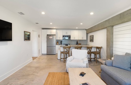 Port St. Joe Casa | "Salt Therapy" offers gulf views, 100 steps to beach, modern 2BD/2BA, single level!