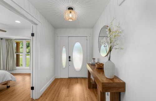 Panama City Casa | Salt Water POOL, GAME room, KING BED &PET friendly