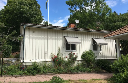 Saltsjobaden Cabaña | Saltsjöbaden - Hermosa ciudad en el archipiélago cerca de la ciudad de Estocolmo.